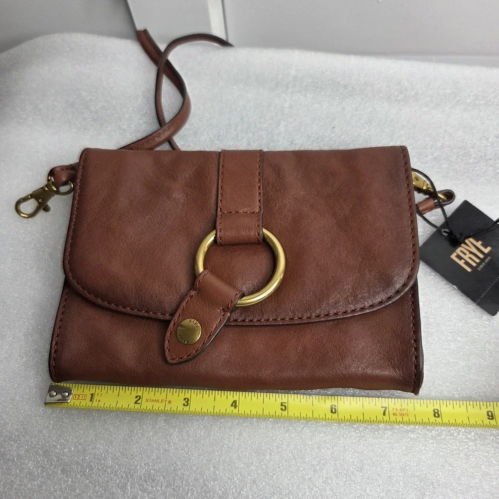 Frye Ring Crossbody Wallet Bag Cognac Brown Leather NWT - MSRP $198 - Picture 11 of 13